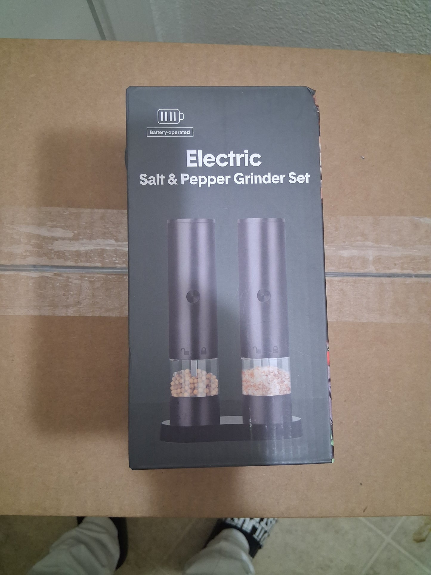 Electric Salt & Pepper Grinder Set w/ Base, Battery & Adjustable Coarseness